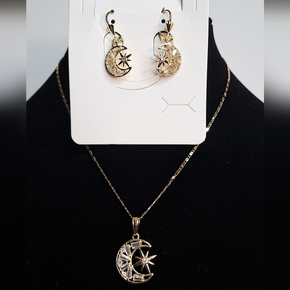 Elegant Gold Crescent Moon Necklace & Earring Set